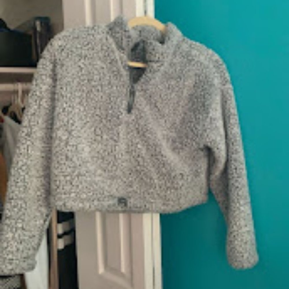 La Hearts Fuzzy Sweater Cropped